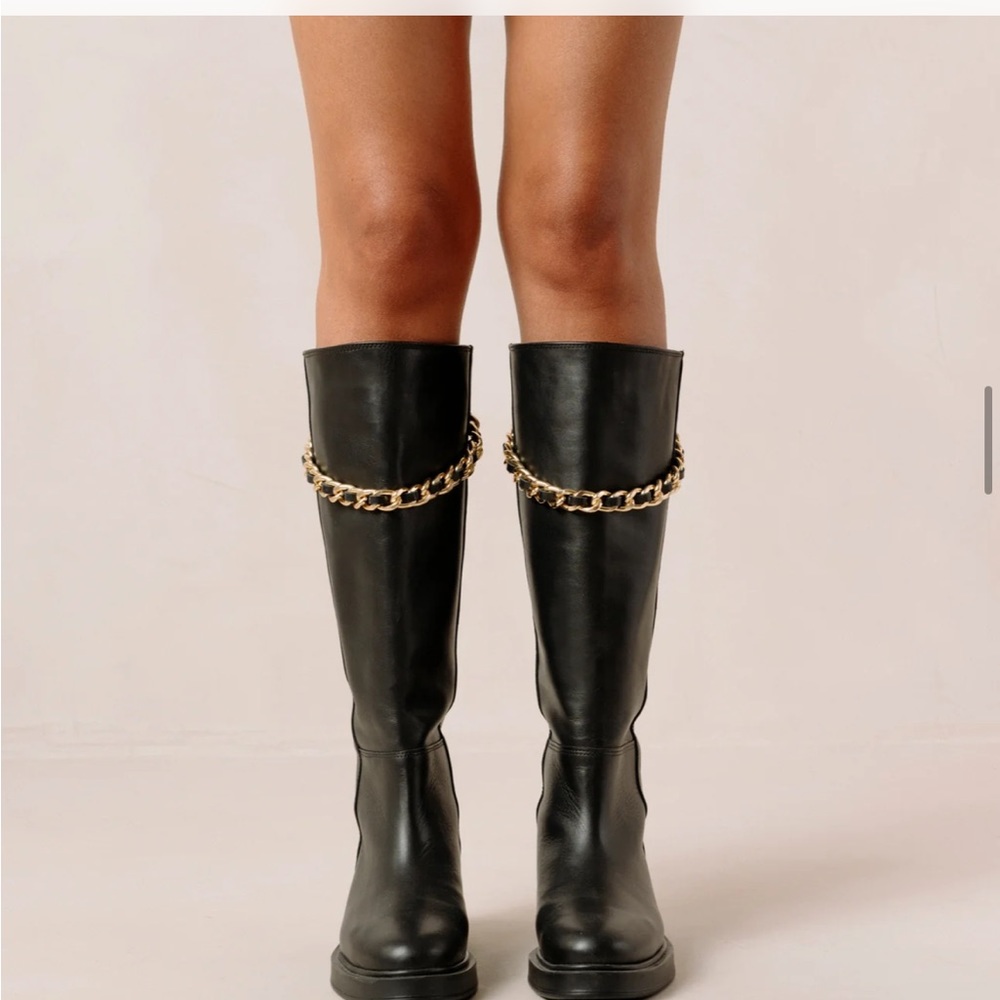 Anthropologie Alohas Pier Boots NIB